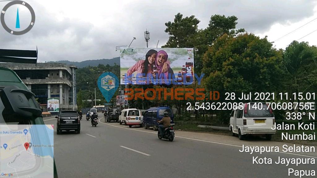 billboard kota jayapura bigcola