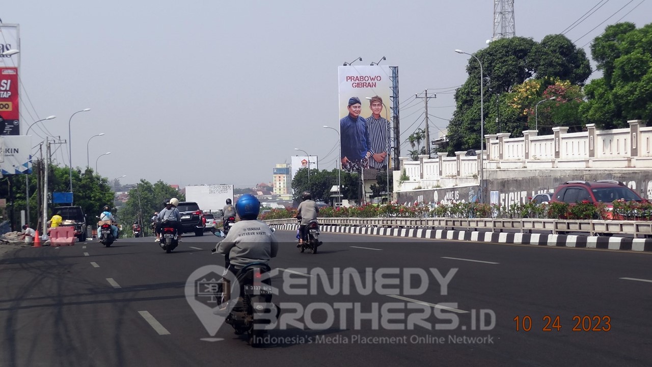 BILLBOARD KOTA SEMARANG - JL. TEUKU UMAR, SAMPING KANWIL BRI (SISI 1)