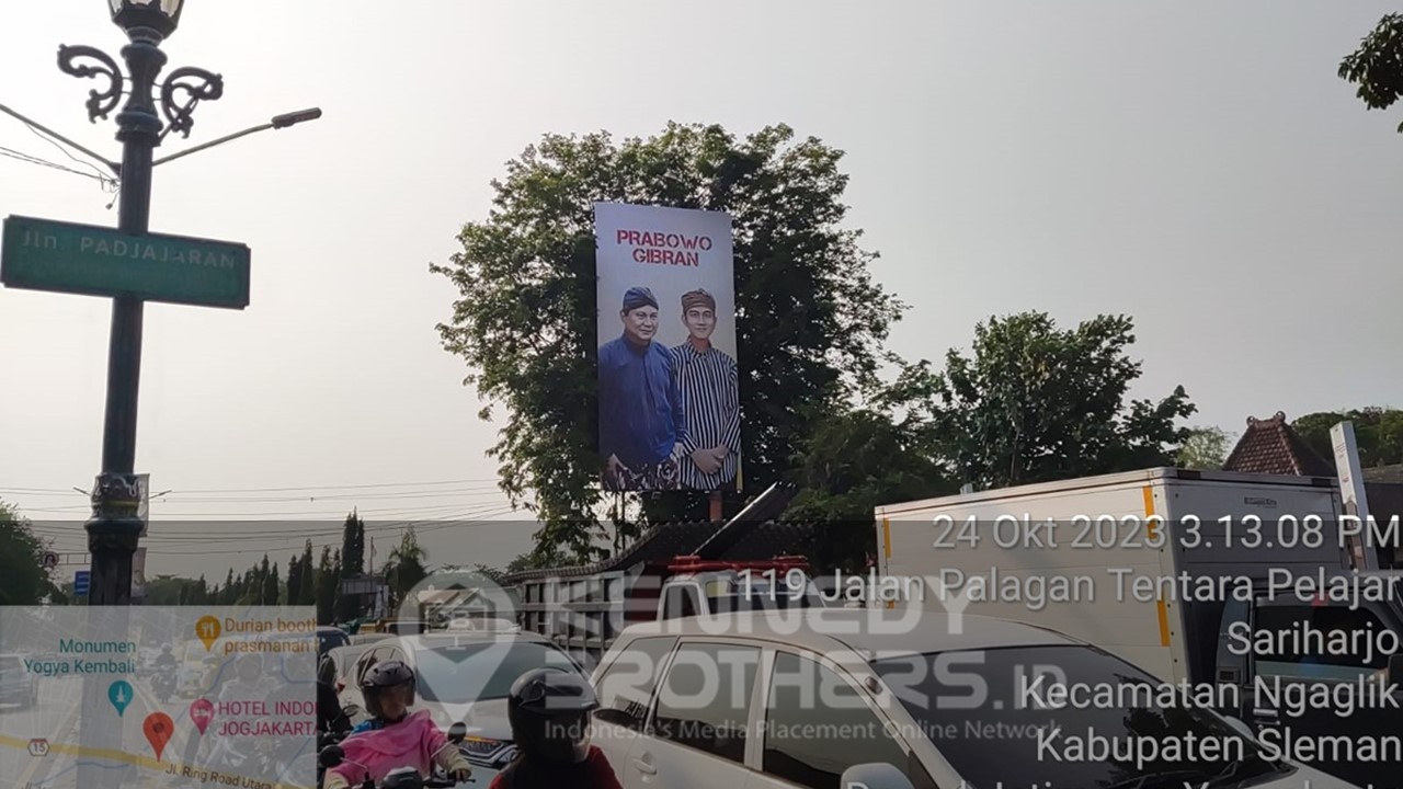 BILLBOARD KAB. SLEMAN - PEREMPATAN RING ROAD MONJALI, JL. PADJAJARAN