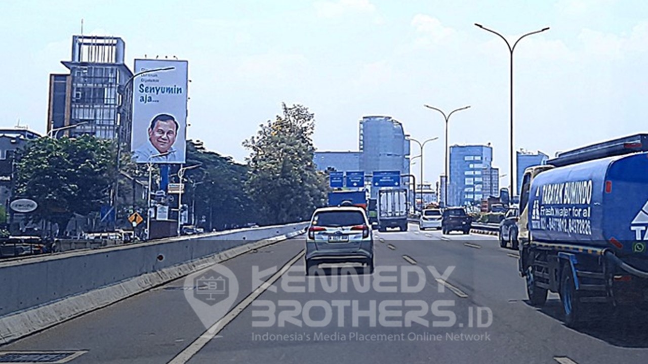BILLBOARD JAKARTA SELATAN - JL. TB. SIMATUPANG (TANJUNG BARAT)